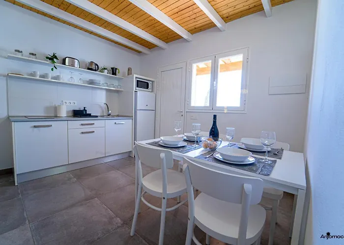 Apartman Anjomacar A